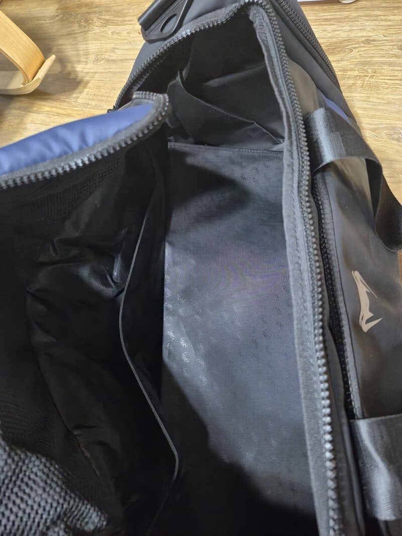 베넘 에보 2 트레이너 라이트 블랙블루 안쪽